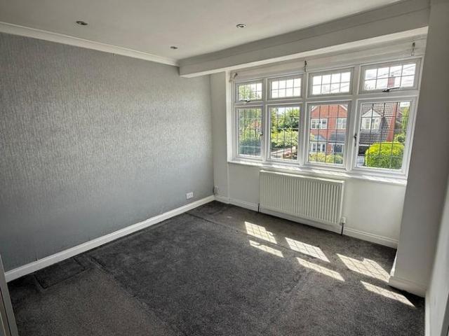 Essex Road, Romford RM7, 3 bed terraced house to rent, £2,248 pcm | PrimeLocation