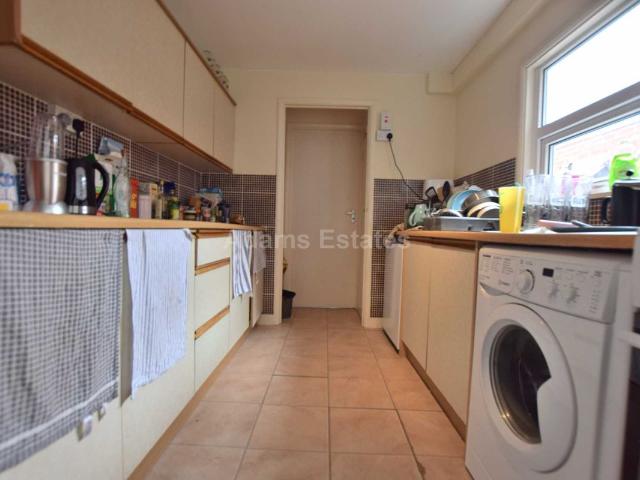 Essex Street, Reading RG2, 4 bed terraced house to rent, £2,200 pcm | PrimeLocation