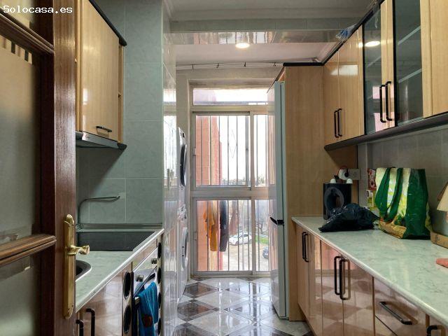 ESTUDIANTES! 5 HABITACIONES EN PISO REFORMADO