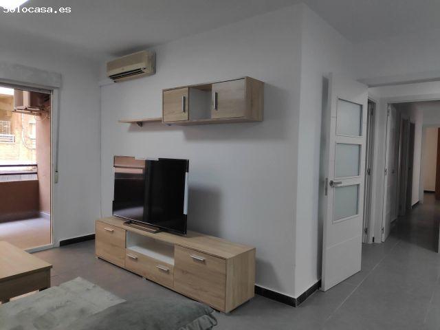 ESTUDIANTES ¡ ALQUILER PISO DE TRES DORMITORIOS EN Bº DEL CARMEN