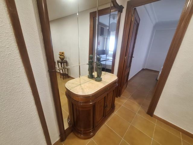 Estudiantes. Piso de 3 dormitorios