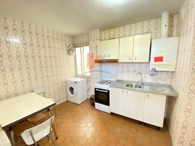 ESTUDIANTES. Piso de 4 habitaciones en Galeras