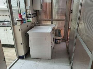 ! ESTUDIANTES! SOLO CHICAS HABITACIONES LIBRES PISO ALQUILER ESTUDIANTES CURSO 2026/2027