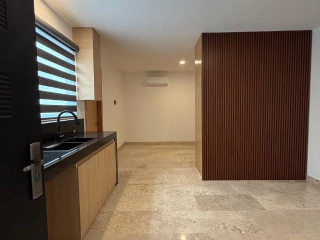 ESTUDIO NUEVO EN RENTA