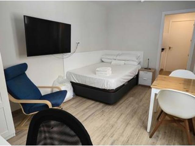 Estudio Alquiler Madrid Capital, Almenara