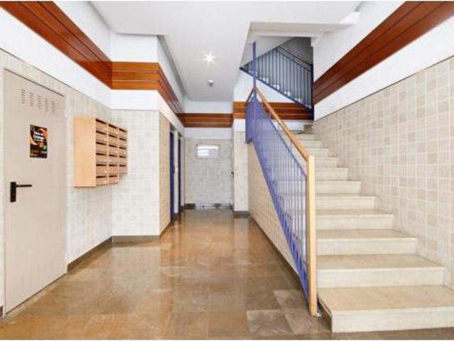 Estudio Alquiler Granada Capital, Chana