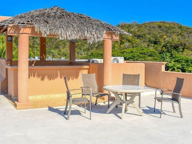 Estudio amplio a 350 metros de la playa, a pasos del mar, en venta, Santa Cruz