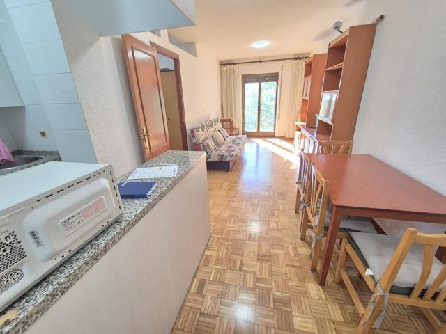 Estudio amueblado en alquiler