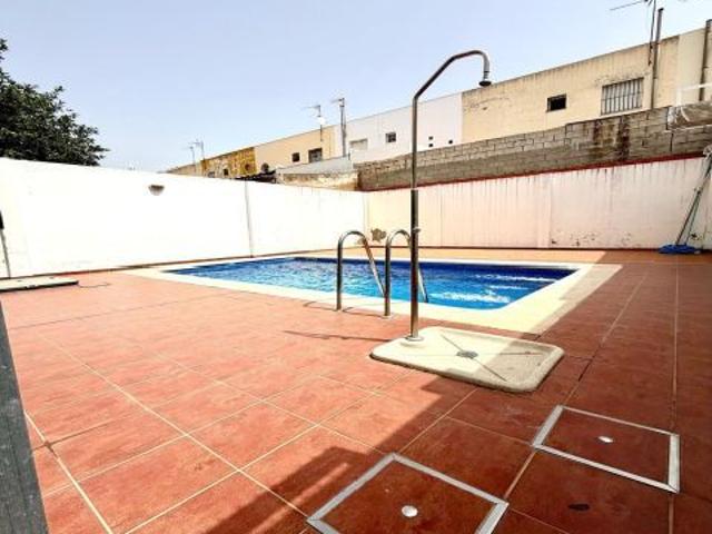 ESTUDIO AMUEBLADO REAL DE UTRERA