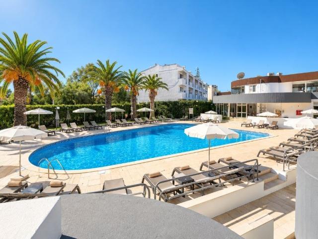 Estúdio com Varanda e Vista Piscina no Luna Clube Oceano, Al. 41m² Albufeira e Olhos de Água