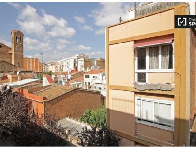 Estudio compacto en alquiler en Sant Andreu