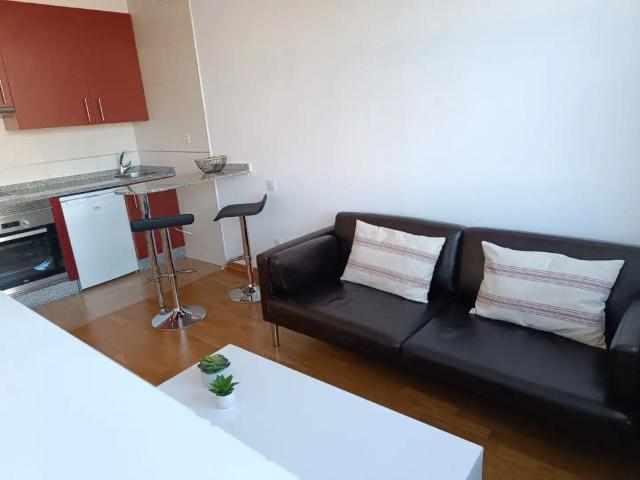 Estudio con ascensor en alquiler en Urzaiz 25