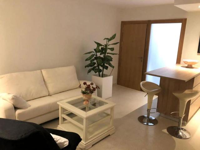 Estudio con ascensor en alquiler en San Pascual 51