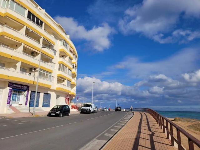 Estudio con balcón en alquiler en Playa de los Locos