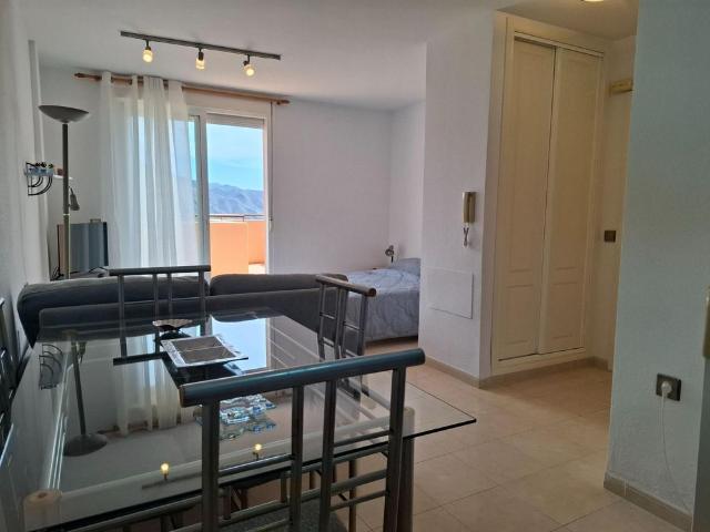 Estudio con gran terraza, garaje y trastero – Zona tranquila | 590 €/mes