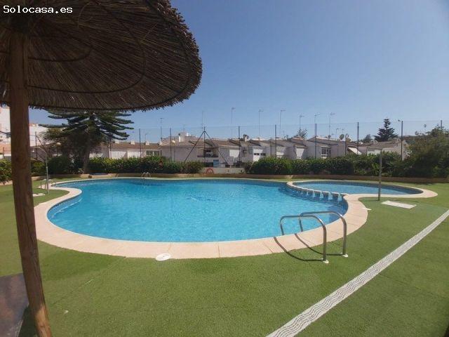 ESTUDIO CON PISCINA A 200m DE LA PLAYA EN TORREVIEJA