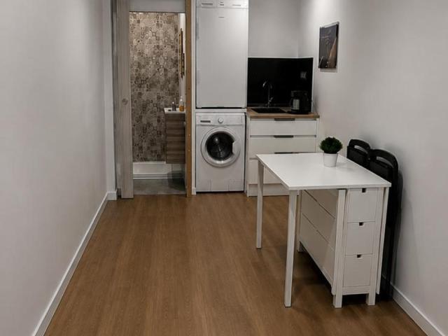 Estudio de 20 metros bien equipado