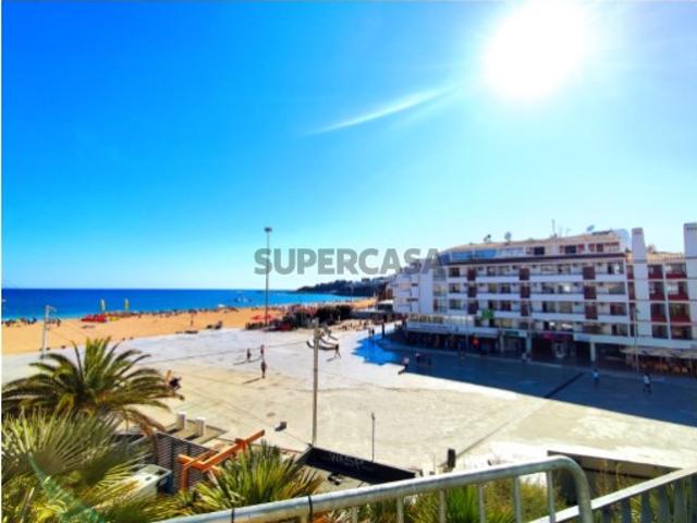 ESTÚDIO EM FRENTE DA PRAIA EM ALBUFEIRA