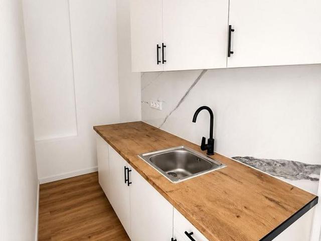 Estudio en alquiler en avenida De Catalunya, Parets del Vallès, de 35 m² por 850