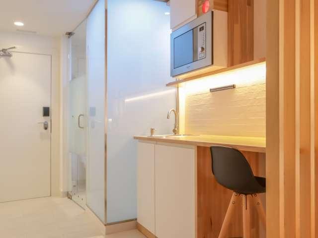 Estudio en alquiler en Cuatro Caminos, Madrid