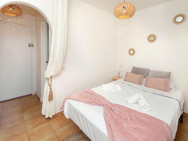 Estudio en alquiler en calle Mugadelta, Castelló d´Empúries, de 30 m² por 850