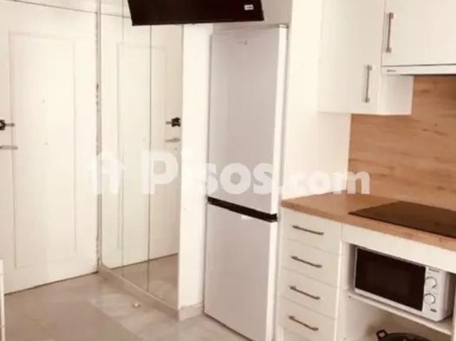 Estudio en alquiler en Calle de los Caballeros, 26