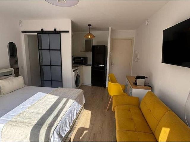 Estudio en alquiler en calle Del Trinquet Vell, Tarragona, de 20 m² por 850
