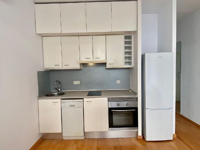 Estudio en alquiler en calle Del Clos de Sant Francesc, Barcelona, de 40 m² por 864
