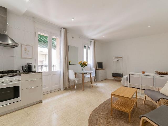 Estudio en alquiler en calle Del Mar, Barcelona, de 34 m² por 1.000