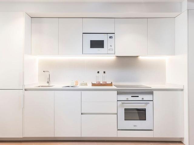 Estudio en alquiler en pasaje D'elisabets, Barcelona, de 50 m² por 2.149