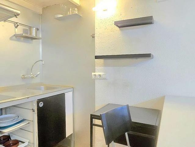 Estudio en alquiler en calle El Putxet i El Farró Barcelona, Barcelona, de 25 m² por 1.195