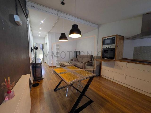 Estudio en alquiler en calle Santa Apolònia, Granollers, de 95 m² por 1.200