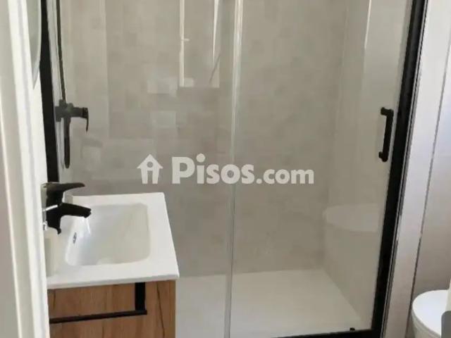 Estudio en alquiler en Calle Teniente Salvio Ravassa, 3