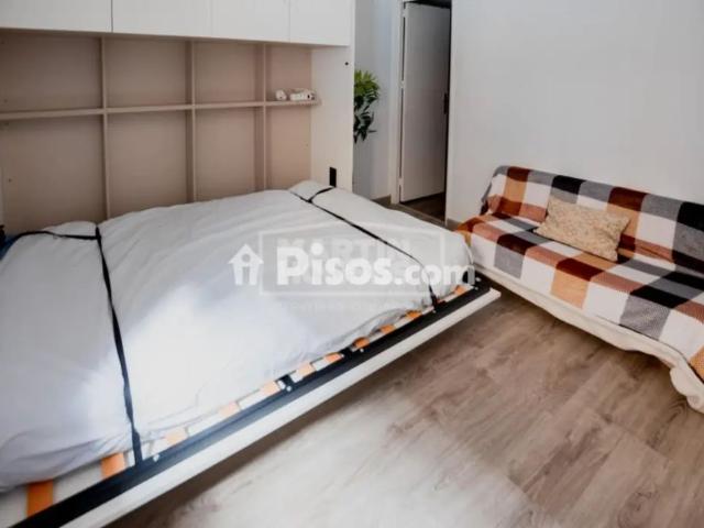 Estudio en alquiler en Calle Vaquers