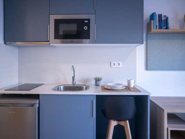 Estudio en alquiler en Camí Fondo, Valencia