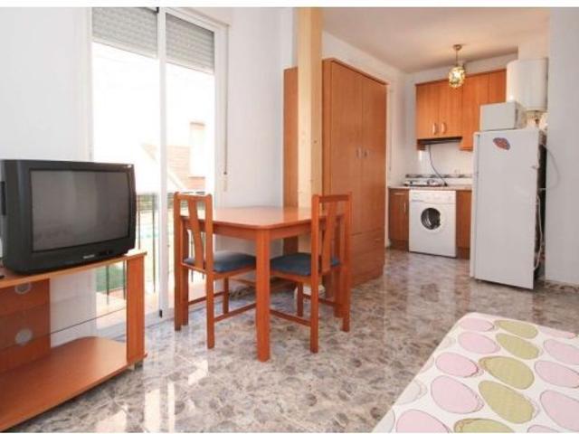 Estudio en alquiler en Centro Sagrario, solo estudiantes