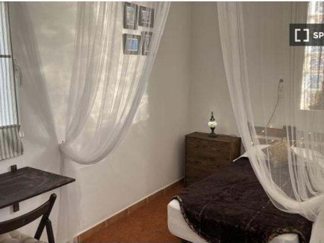 Estudio en alquiler en Chiclana de la Frontera, gastos incluidos