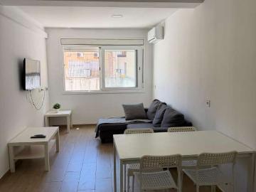 Estudio en alquiler en Cornellà de Llobregat, Barcelona