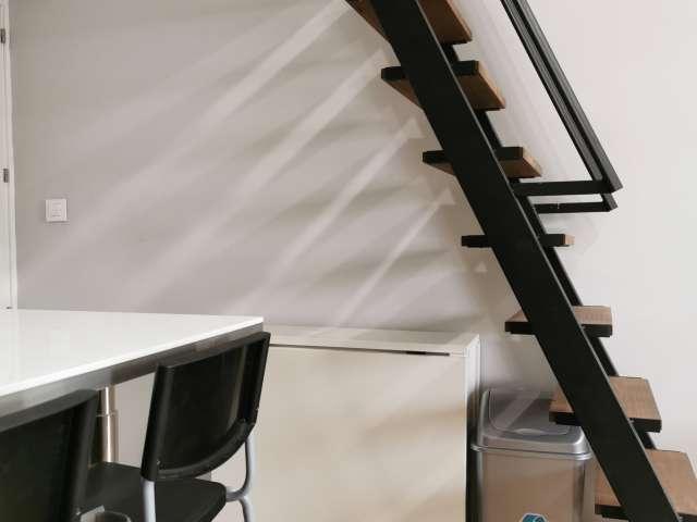 Estudio en alquiler en Cruz Roja Capuchinos, Sevilla