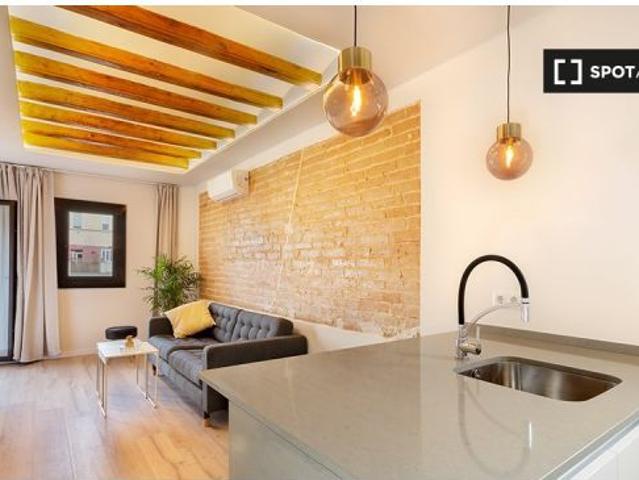 Estudio en alquiler en El Poble Sec