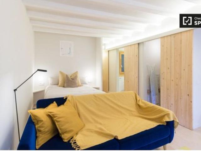Estudio en alquiler en El Raval, Barcelona