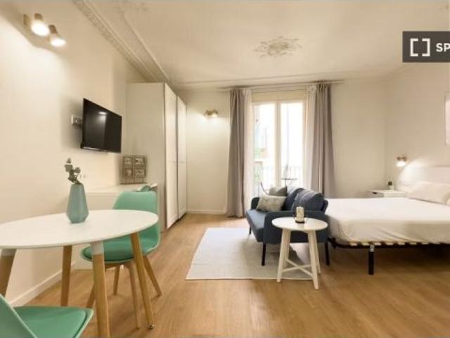 Estudio en alquiler en El Raval