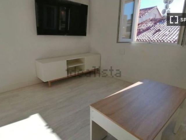 Estudio en alquiler en Embajadores, Madrid