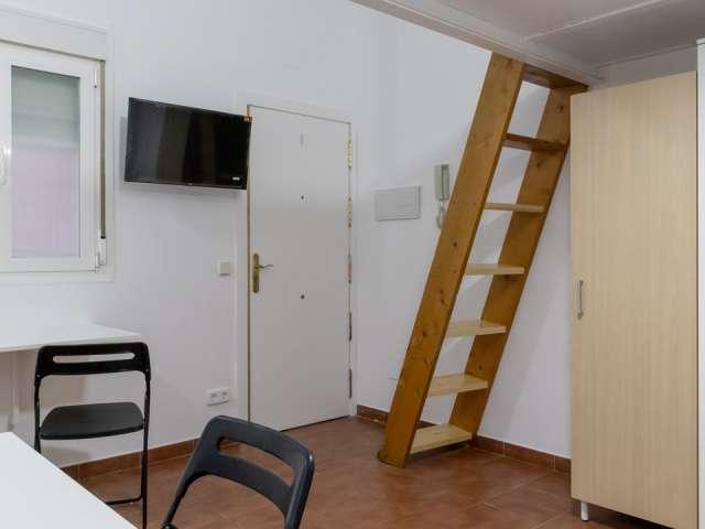 Estudio en alquiler en Embajadores, Madrid