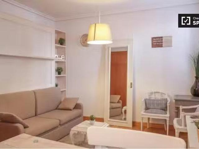 Estudio en alquiler en Embajadores, Madrid