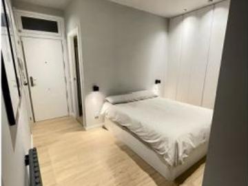 Estudio en alquiler en Embajadores, Madrid