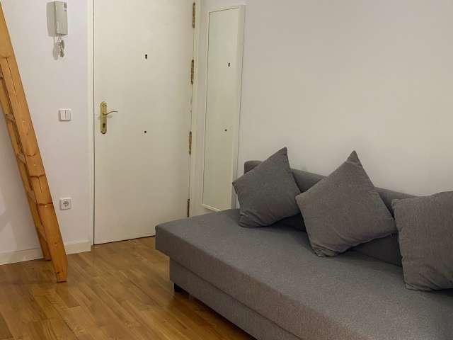 Estudio en alquiler en Embajadores, Madrid
