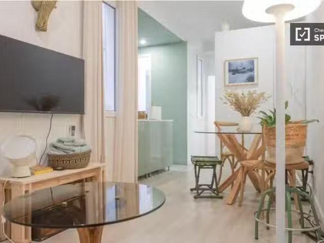 Estudio en alquiler en Embajadores, Madrid