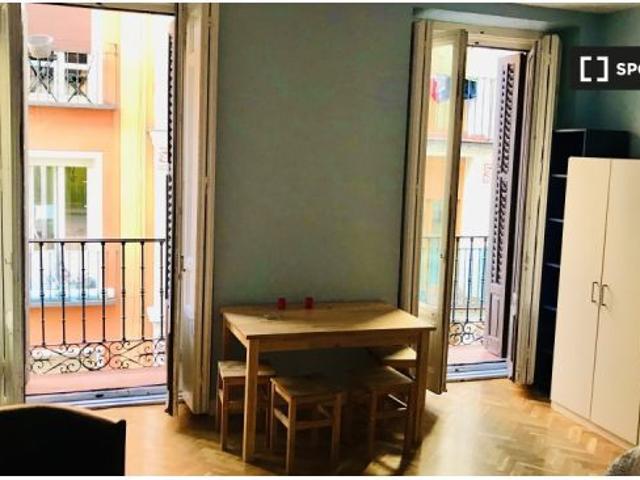 Estudio en alquiler en Embajadores, perfecto para todos los inquilinos