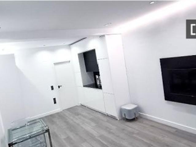 Estudio en alquiler en Lucero, Madrid